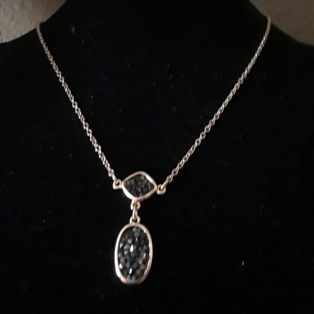 Jewelry - Picture 7 of 8
